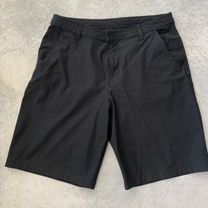 Lululemon mens black casual shorts